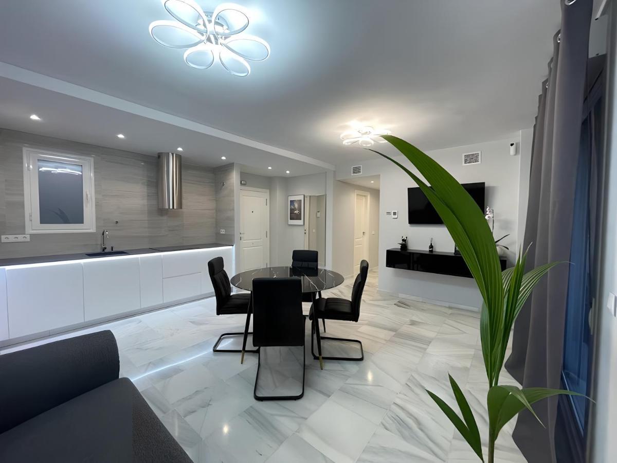 Luxury Apartment Benalmadena First Line 外观 照片