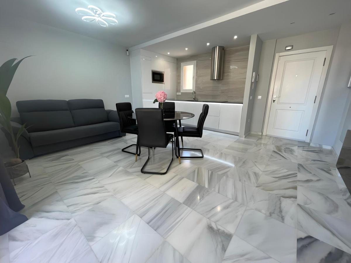 Luxury Apartment Benalmadena First Line 外观 照片
